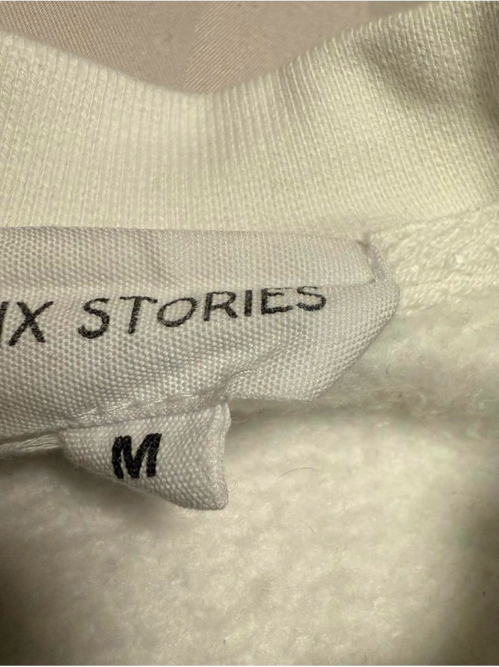 Six  Stories White Graphic Sweatpants and sweatshirt - Picture 2 of 3